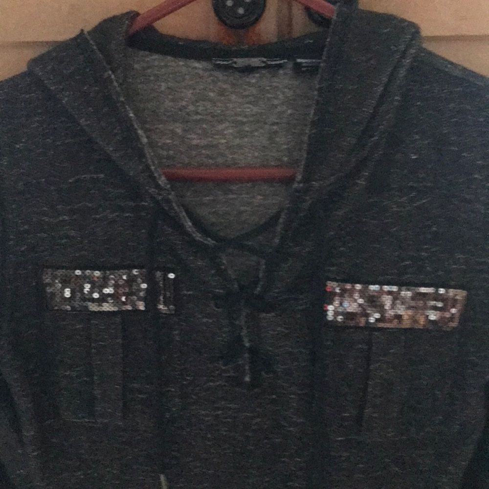 👍Miss Me Lrg hooded top!  Beautiful